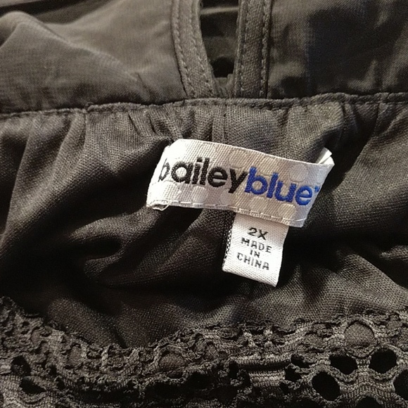 CLEARANCE Cold Shoulder Black Maxi Dress - Picture 3 of 3